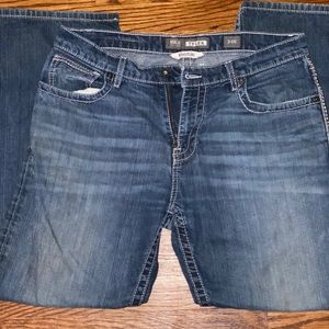 Men’s Buckle Tyler jeans